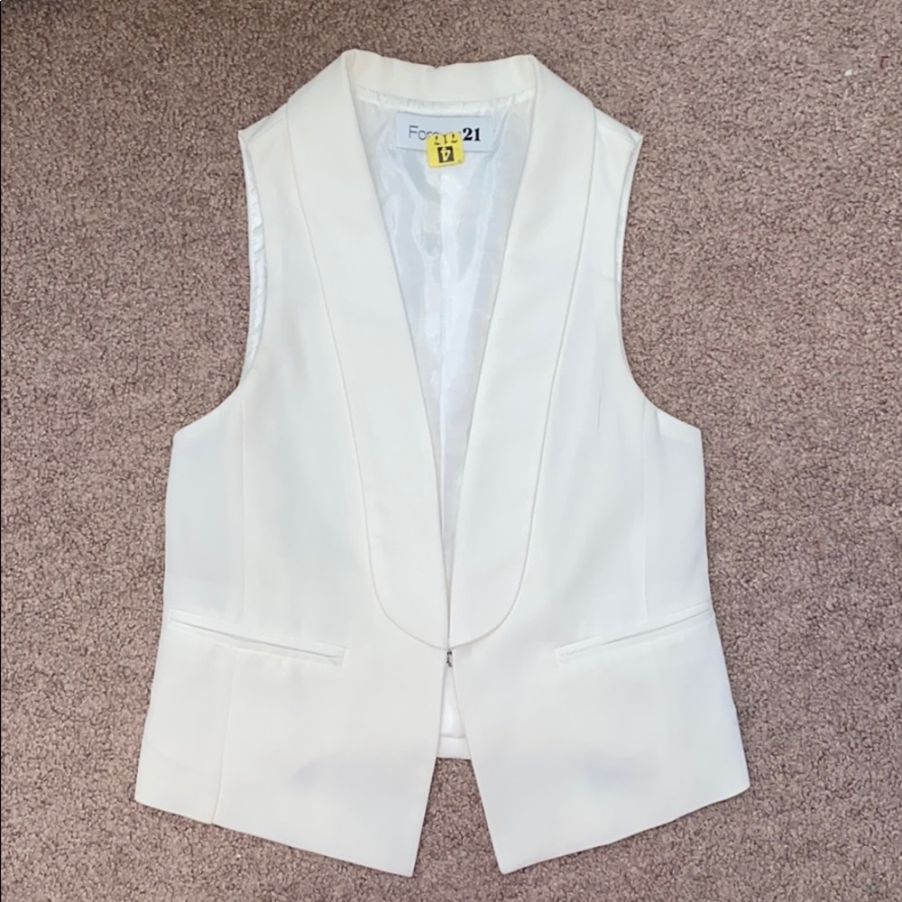 Vest - Picture 2 of 6